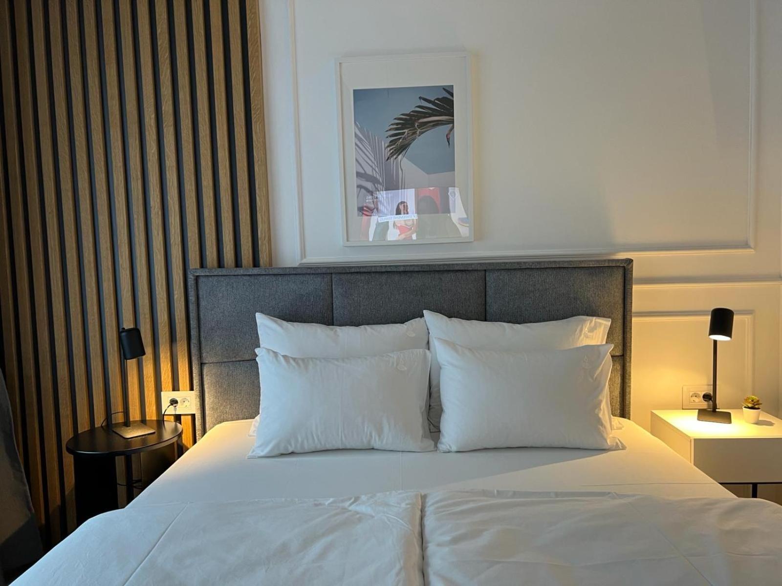 Red Riding Hood Appartement Belgrado Buitenkant foto