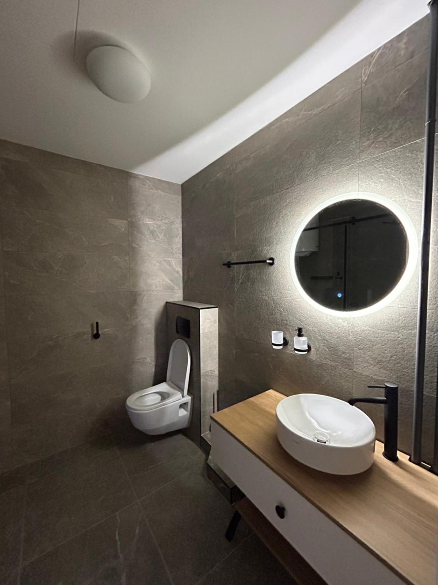Red Riding Hood Appartement Belgrado Buitenkant foto
