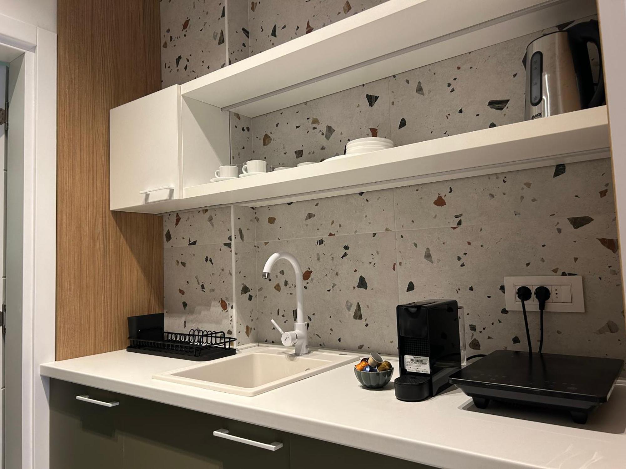 Red Riding Hood Appartement Belgrado Buitenkant foto
